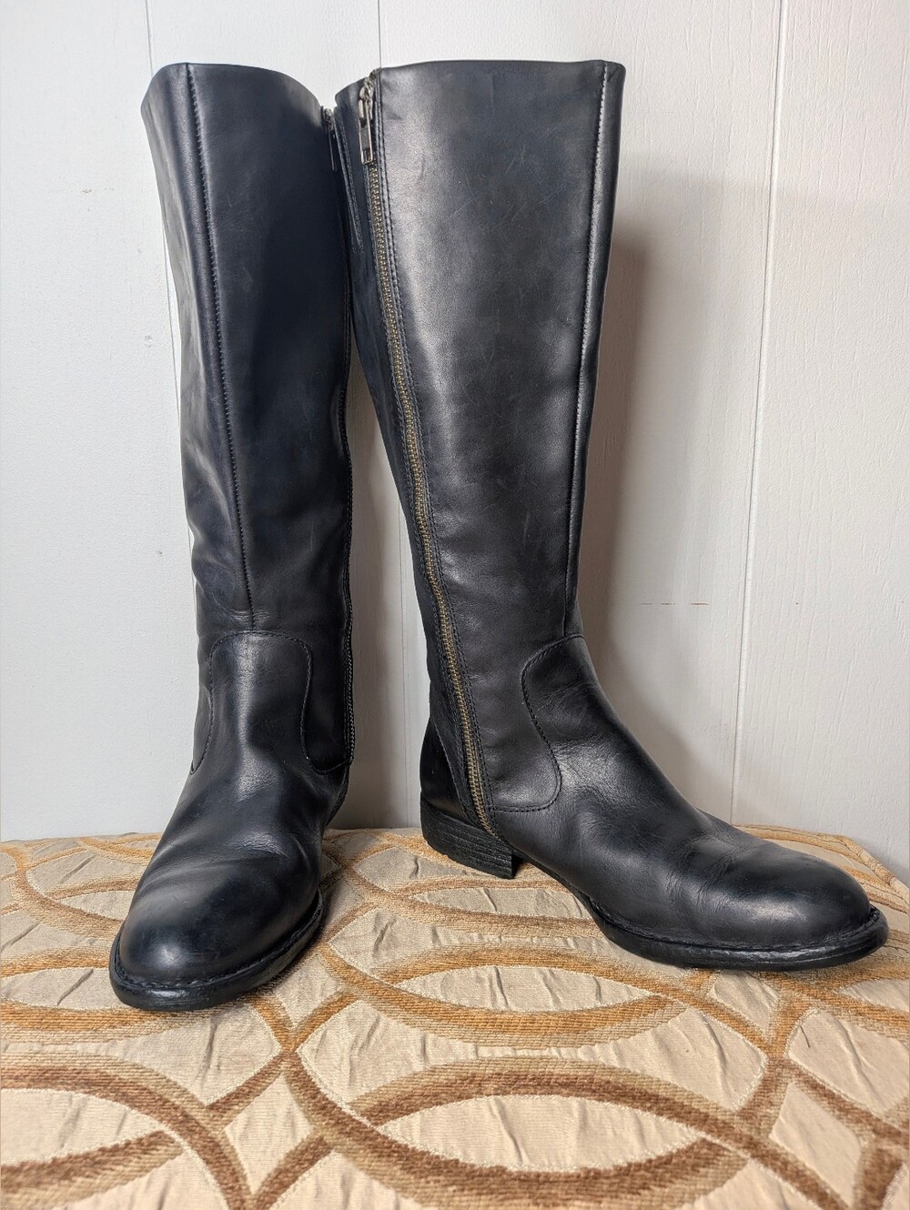 Born Shaunie Soft Black Leather Tall Riding Boots Knee High Wide Calf Size 8.5